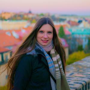 Eliza Jonauskyte headshot