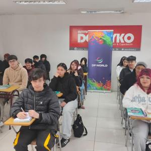 Students seated in a classroom during a DP World English Academy session in San Antonio, Chile.