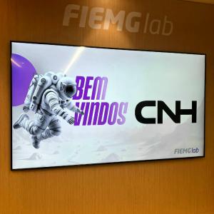 CNH banner at FIEMG lab