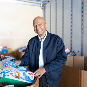 Photo of Southwire's new CEO packing presents