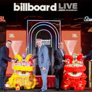 HARMAN and JBL China visit. CEO with HARMAN China teammates.