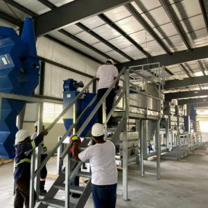 LaVergne Haiti team installing the washing line.