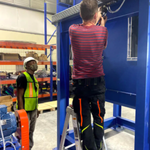 LaVergne Haiti team installing the washing line.