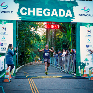 Runners compete in the DP World-sponsored Forest Run in Santos.
