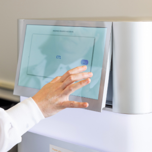Illumina NextSeq 2000. Top photo: Verici Dx CEO Sara Barrington (left) and COO Patti Connolly | Photo: Jackie Osborne