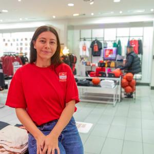 Chelsee Pettit in a store