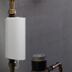 Pipes with water monitor