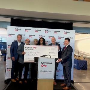 KeyBank donates $10,000 to Mission of Mercy at the Key4Women Forum in Pittsburgh