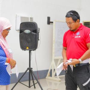 Mardhia during a first aid and basic life support training. / Photo from USAID