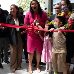 MEDA celebrated the grand opening of its Casa Adelante affordable housing development, which U.S. Bancorp Impact Finance helped finance, in 2022.