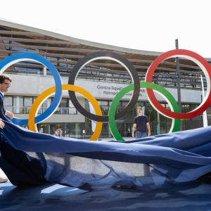Unveiling of Olympic rings