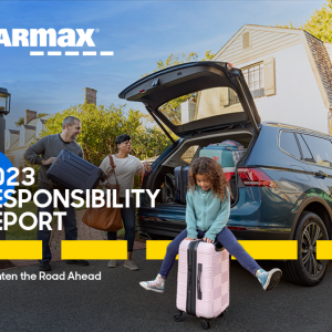 Cover of CarMax's 2023 Responsibility Report depicting a family loading up their car