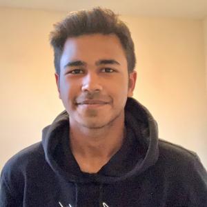 headshot of Rishi Mantri