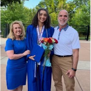 Image of Ronda Bradley and her family.