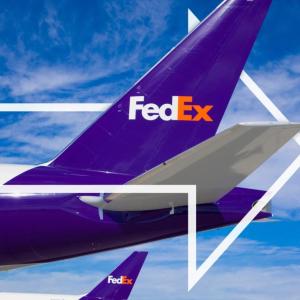 FedEx plane