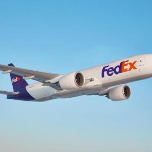 FedEx plane