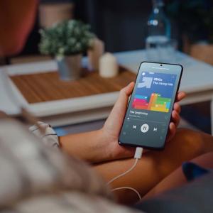 Global Reporting Initiative's podcast series on the SDGs, The Rising Tide