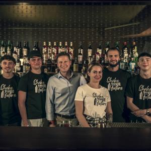 A group of bartender training  students