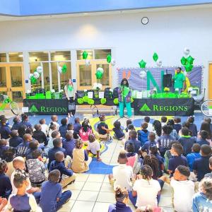 Regions presentation at a school