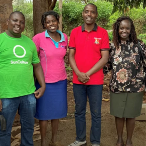 Stella Tai meeting with representatives from SunCulture