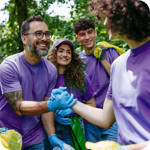 volunteers shaking hands 