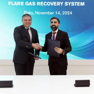 two people shaking hands