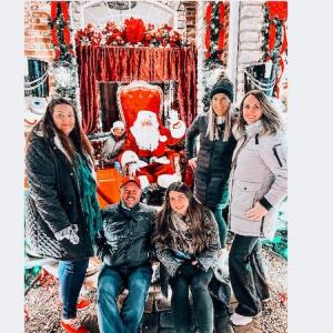 U.S. Bank volunteers (left to right) Sherrie Wilson, Jason Craft, Kadira Kurtalic, Alma Agastra and Amanda Trevisano Smith.