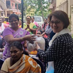 Kim Frankovich visiting  the Bangalore FoodBank in Bangalore, India