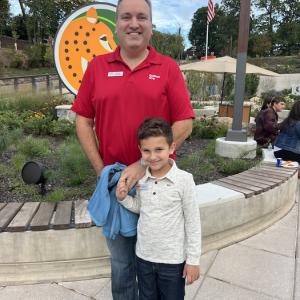 KeyBank employee and his son at the Zoo.