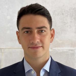 Author Lawrence Hallet