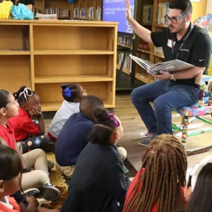 Reading to young students