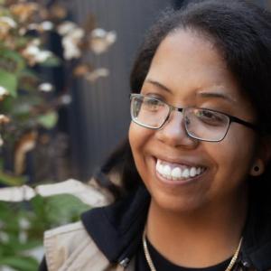 Shavonn working on her computer
