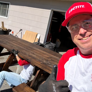 Henkel employees volunteering