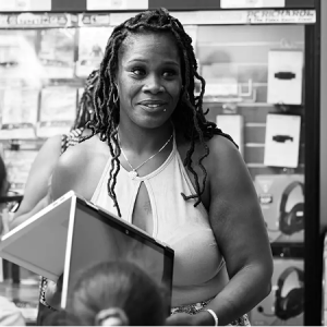 Tanesha Grant with Yanibel, Anabel, and Ana Leon at the PSP giveaway in New York City.
