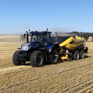 New Holland’s IntelliSense
