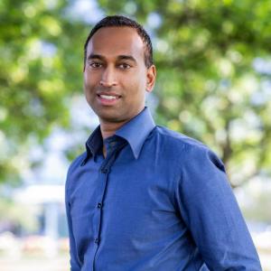 Headshot of Sandeep Bangaru