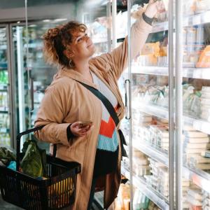woman grocery shopping