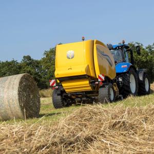 Roll-Belt™ Variable-Chamber Baler