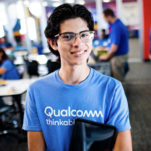 Luis, Thinkabit Lab student participant and summer camp intern from Porterville, California