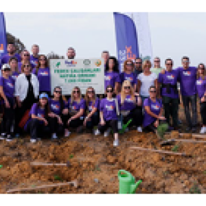A group of volunteers posed outside