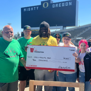 group photo of donation ceremony