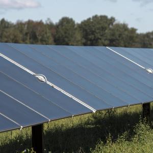 Ørsted, a leader in clean energy, and Covestro have established a virtual power purchase agreement for power from the planned Mockingbird Solar Center in Lamar County, Texas. 