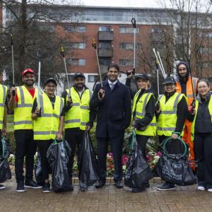 group photo at volunteer event