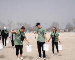 Volunteered picked up 422 pounds of trash.