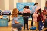 people volunteering together