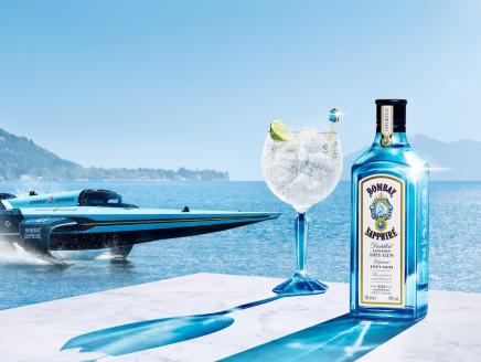 Speedboat pictured next to bottle and glass of Bombay Sapphire