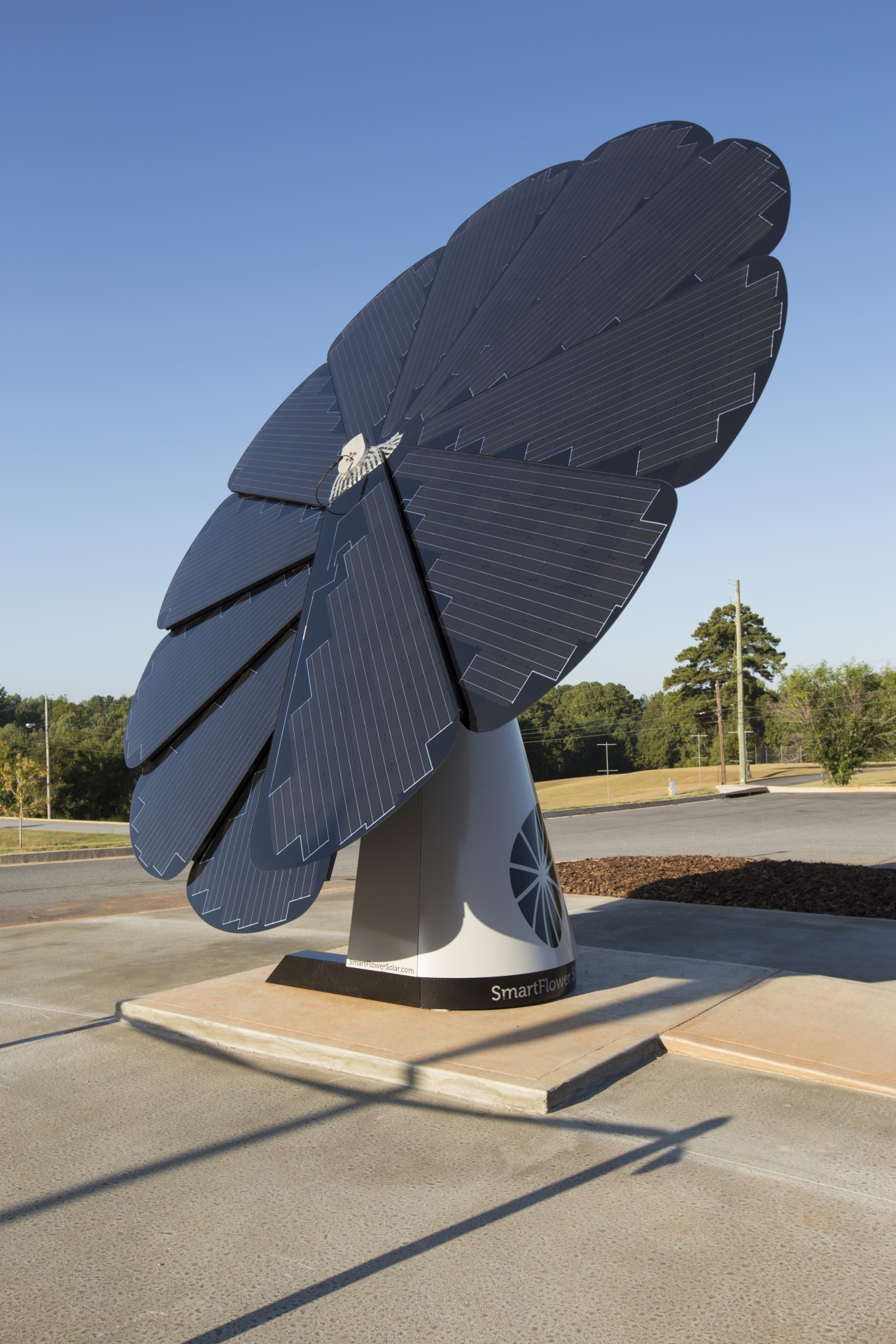 Mohawk Group Brings Smartflower Solar Energy To Griffin