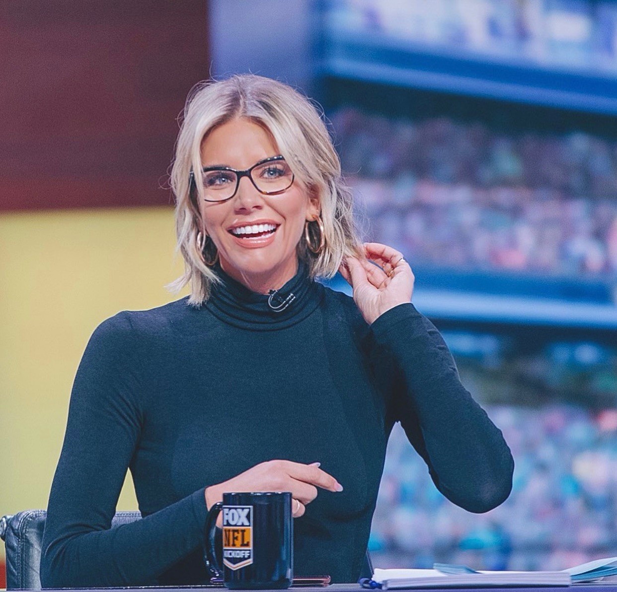 Leading Athletes and Sports Influencers Join water4Her Campa