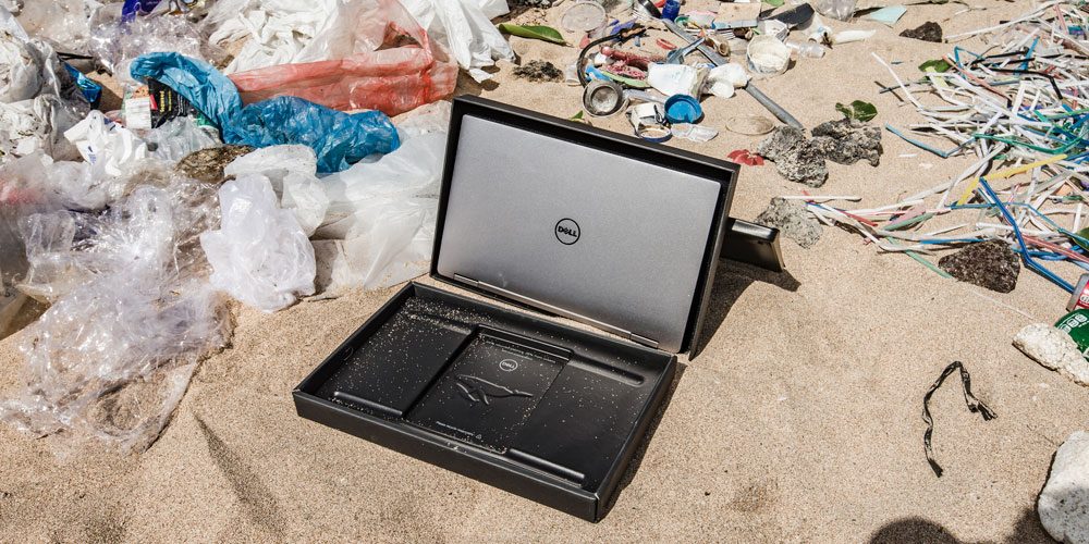 Are Laptops Made Of Plastic at Ronald Musso blog