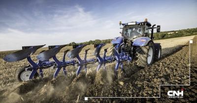 New Holland Agriculture’s plows are assisting in the cultivation stage of the cotton growing cycle